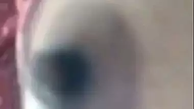 Bhabhi sex affair video call showing boobs to secret lover