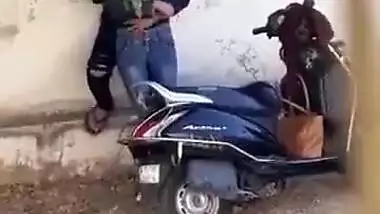 TAMIL GIRL SEX MMS ON ROAD KHET ME