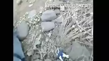 Desi sex videos of dehali village girl outddor sex with neighbor