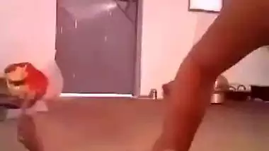 Married wife in bra gagging lover dick viral MMS