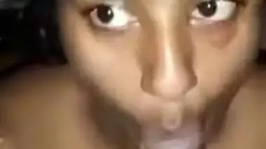 Desi village girl sucking dick