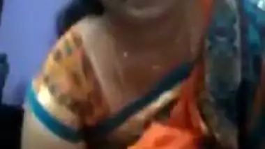 Malayali aunty showing yoni – Solo nude MMS