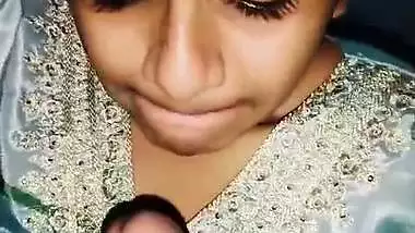 Slim girl boob sucking and hard fucking pussy expose