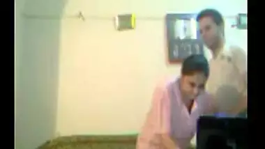 Best Indian porn of mature muslim bhabhi home sex with devar