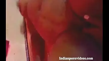 Indian sex scandal video clip of Tamil village bhabhi fucked by neighbor