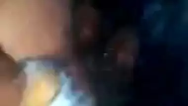 It's a problem for lovely Indian to make sex fans see her XXX tits