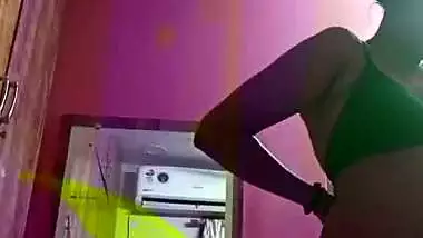 Sister after bath nude wet body showing before dressing