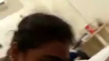 Desi chick gives a XXX blowjob for home collection but becomes MMS