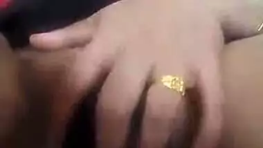 Mature pussy show video recorded for auntie’s online friend