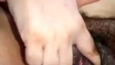 Today Exclusive-horny Mature Bhabhi Strip Her Cloths Showing Her Big Boobs And Wet Pussy Part 2