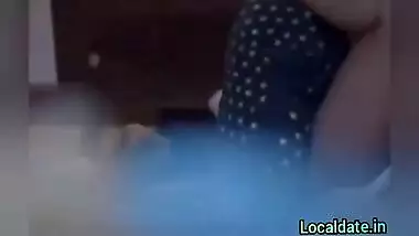 Li Ya And Hot Indian In Bhabhi Ko Chodte Huye Sasur Ne Dkh Fr Dkho Kya Hua