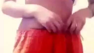 Married Bhabi Stripping Saree Showing For Lover
