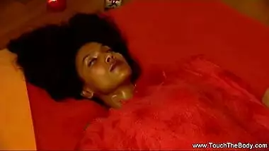 Yoni Massage For her Sweet Pussy so Good and Relaxing to Do