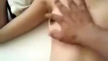 Sex Desi sleeps but her XXX partner rubs his dick against the vagina