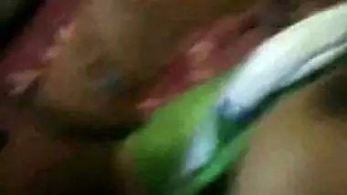 Slutty bhabhi in saree is ready for sex with client