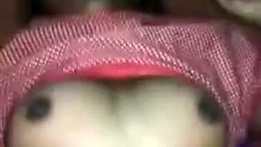 Desi is fucked in MMS video made by her XXX lover with the camera