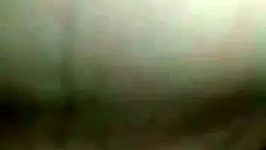 BF fucks his sexy GF’s tight, shaved pussy