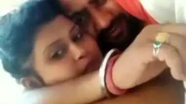 Waaah Supr hoot Very very HUge Boooooby Beauty aunty with yngr devr VIDEO-1