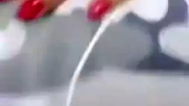 Desi Muslim girl shows boobs and pussy on video call