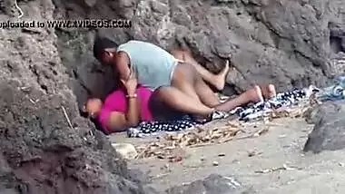 Desi chudai of a village aunty with her love in the forest