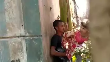 Man fucks Desi wife's XXX cavity in the reverse cowgirl pose outdoors