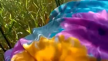 Desi Bhabhi - Desi Hot Bhabhi Ko Khet Me Pakad Kar Jabardasti Chudayi Ki