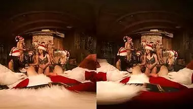 VRBangers.com-Abella Danger And Her 7 Sexy Elves Christmas Orgy VR Porn