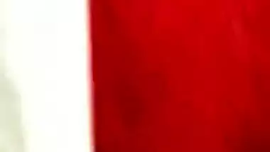 Tanker MILF bathing caught by horny neighbor