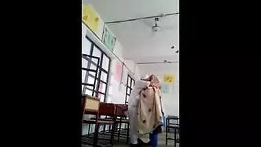 Hidden web camera Indian mms of a mature bhabhi have a fun a quick fuck