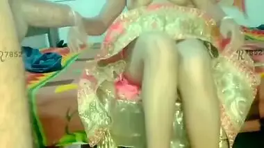 Huge Boobs - Mami Ne Bhanje Se Hi Chut Marwa Li Jab Uska Husband Ghar Pe Nahi Tha