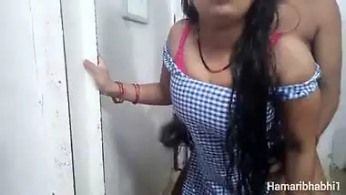 Indian college girl fucked by her teacher for good marks. Indian Desi bf video.