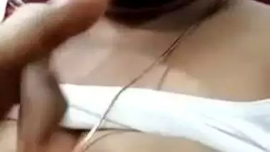 Mature aunty licking dick role-play on video call