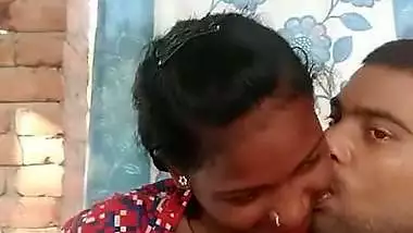 Dehati desi lovers ki nipple fondling romance video