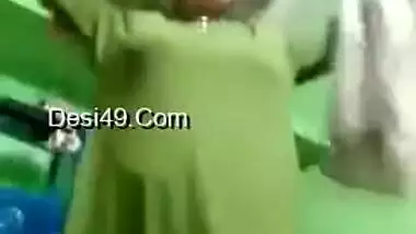 Today Exclusive- Bangla Wife Strip Her Cloths And Showing Nude Body Part 2