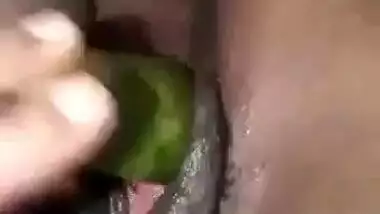 Desi Horny Aunty Showing boob and Pussy And Masturbating With Cucumber