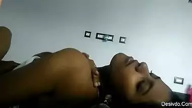 Sexy bhabhi Romantic Scenes Watch Her Debor and Join to Hardcore Fuck